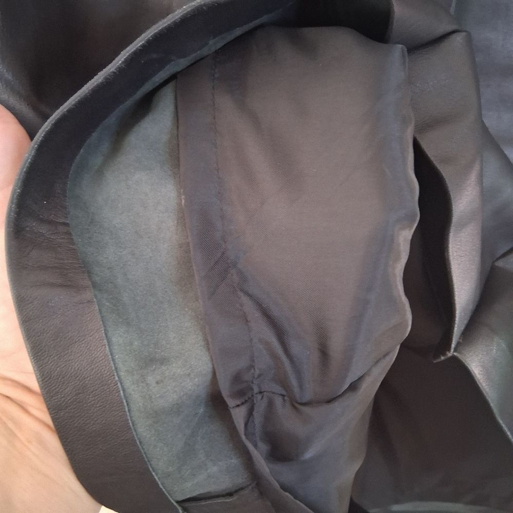 GAP Vintage Charcoal Leather Below the Knee Pencil Skirt with Zip Back - Picture 6 of 16